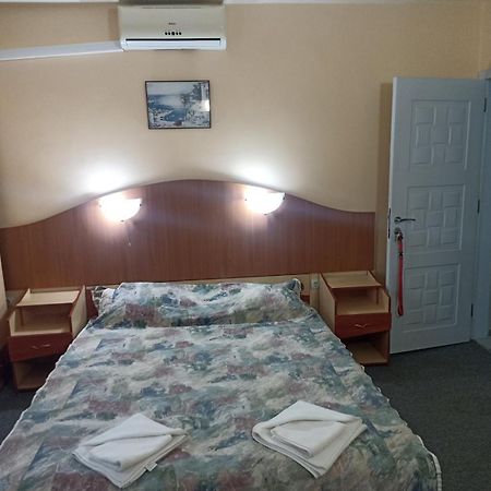 Krasi Hotel ラヴダ エクステリア 写真