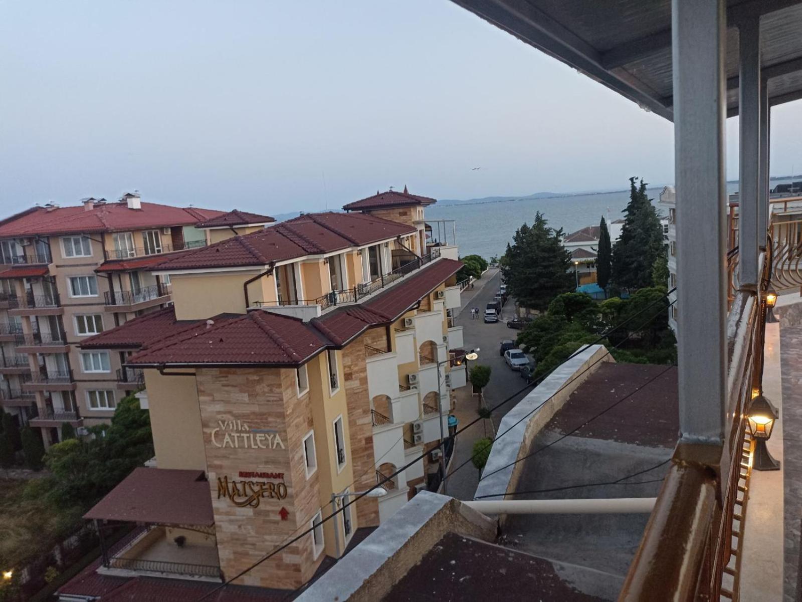 Krasi Hotel ラヴダ エクステリア 写真