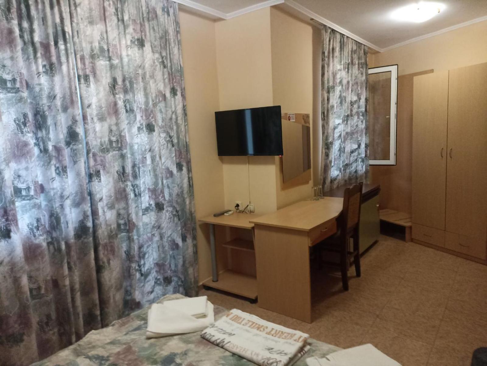 Krasi Hotel ラヴダ エクステリア 写真