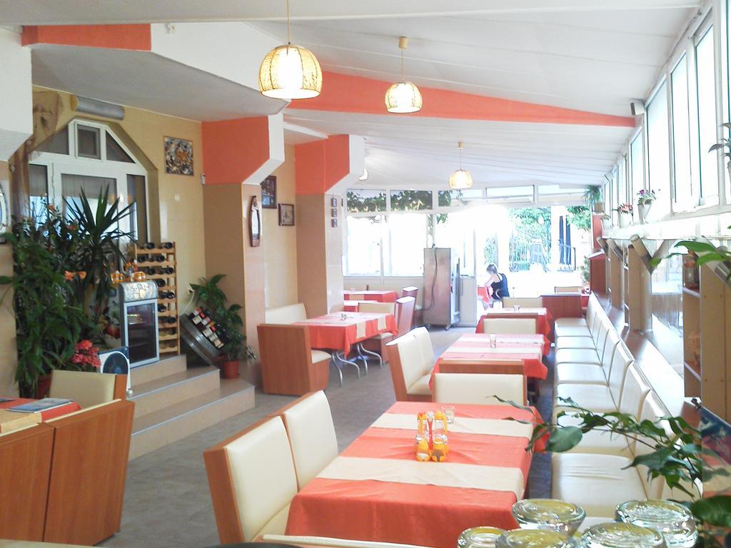 Krasi Hotel ラヴダ エクステリア 写真
